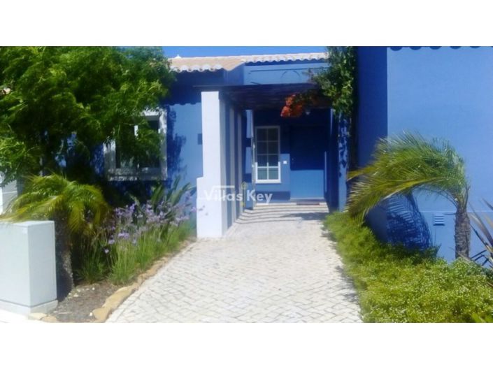 Image No.26-Commercial à vendre à Lagos