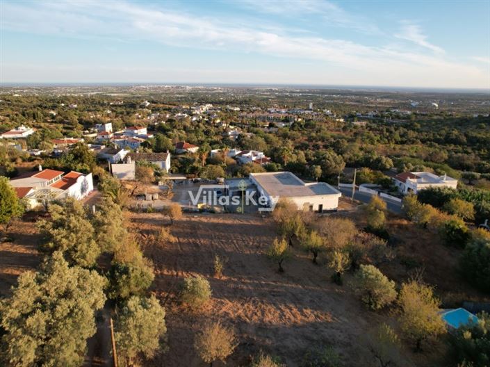 Image No.18-3 Bed House for sale