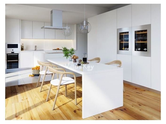 Image No.18-3 Bed Apartment for sale