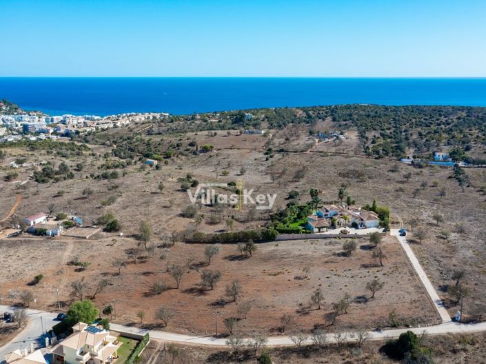 Image No.2-2 Bed Farmhouse for sale