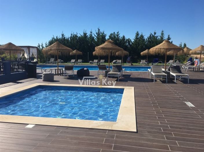 Image No.10-1 Bed Farmhouse for sale