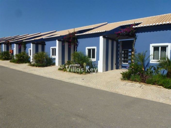 Image No.20-1 Bed Farmhouse for sale