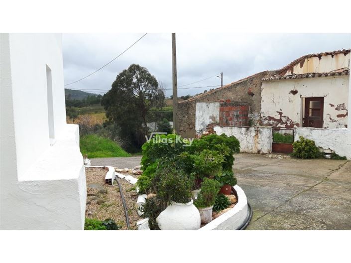 Image No.1-Ferme de 2 chambres à vendre à Loule