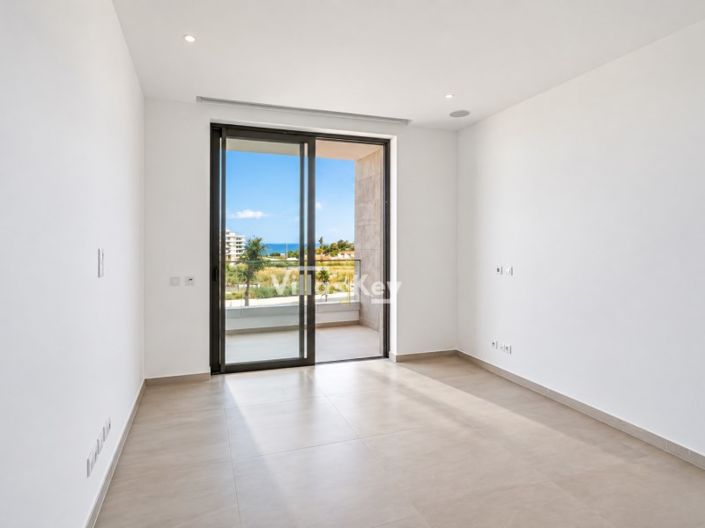 Image No.17-2 Bed Apartment for sale
