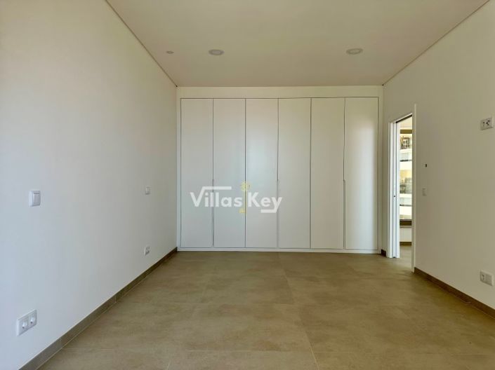 Image No.27-Commercial de 6 chambres à vendre à Lagos