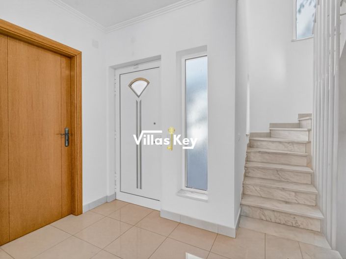 Image No.14-4 Bed House for sale