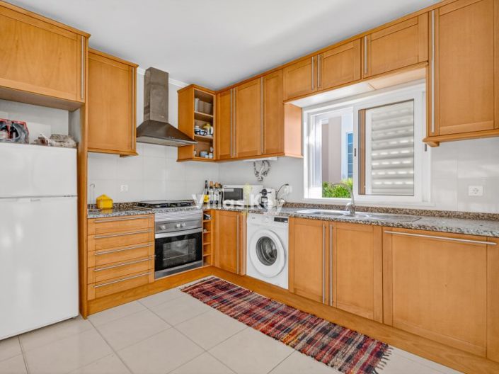 Image No.9-4 Bed House for sale