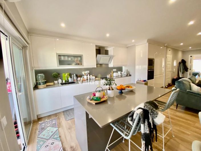 Image No.12-2 Bed Apartment for sale