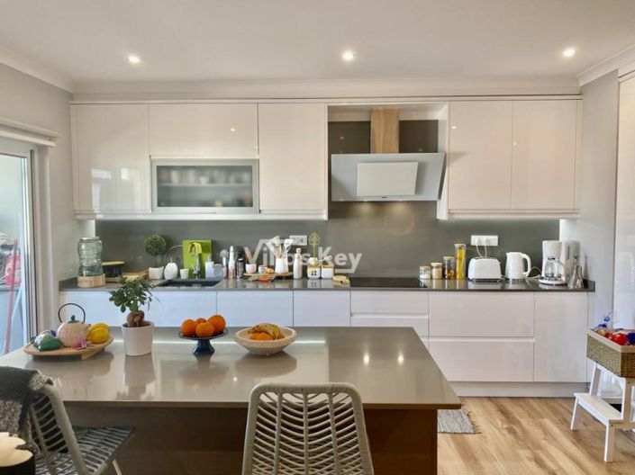 Image No.14-2 Bed Apartment for sale