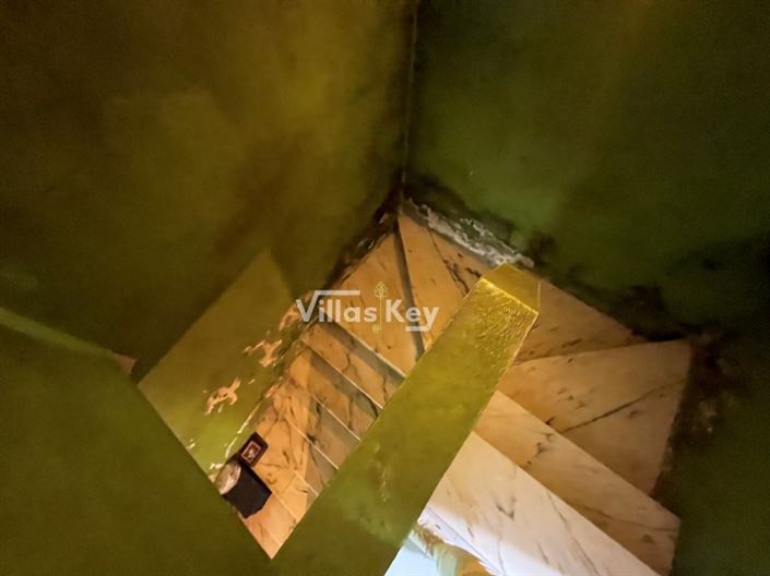 Image No.15-2 Bed House for sale