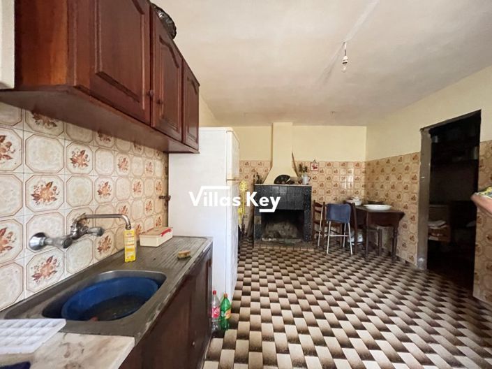 Image No.7-2 Bed House for sale