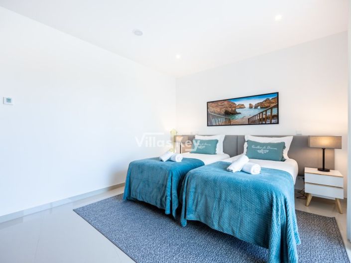 Image No.17-2 Bed Apartment for sale