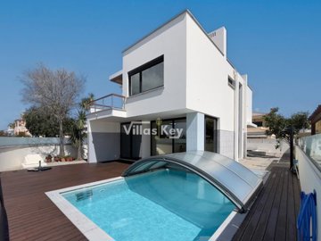 1 - Lagos, House