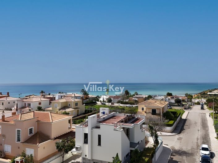 Image No.2-Maison de 3 chambres à vendre à Lagos