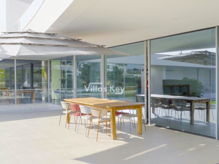 Image No.15-6 Bed House for sale