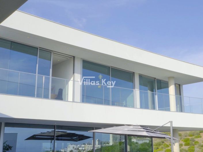 Image No.23-6 Bed House for sale