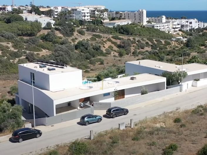 Image No.6-6 Bed House for sale