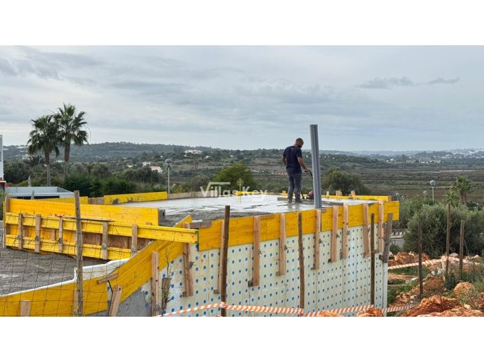 Image No.27-3 Bed Villa for sale