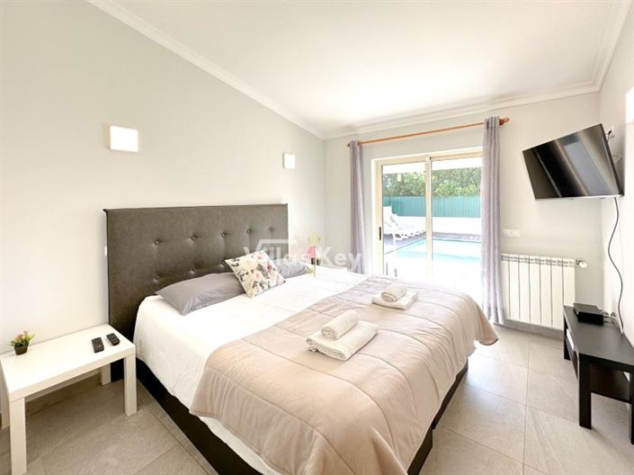 Image No.13-4 Bed House for sale