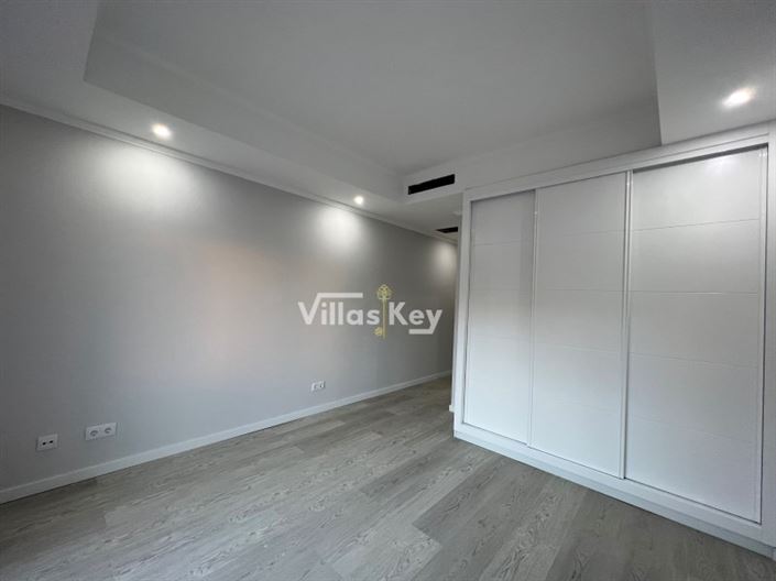 Image No.16-3 Bed House for sale