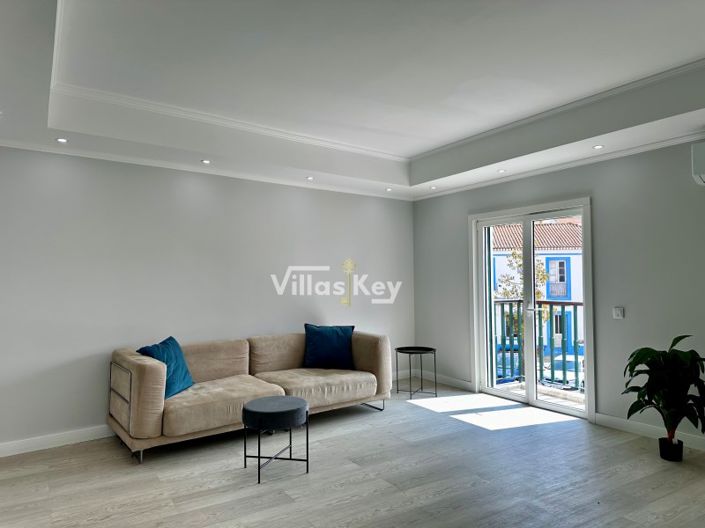 Image No.2-3 Bed House for sale