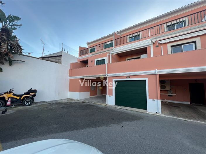 Image No.2-3 Bed House for sale