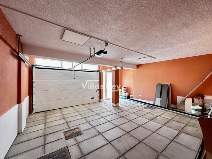 Image No.22-3 Bed House for sale