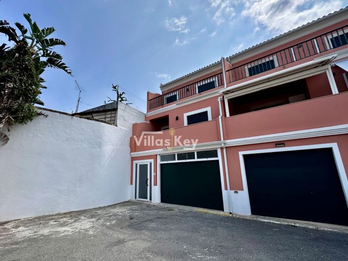 Image No.23-3 Bed House for sale