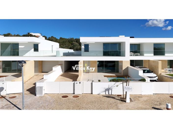 Image No.34-3 Bed House for sale