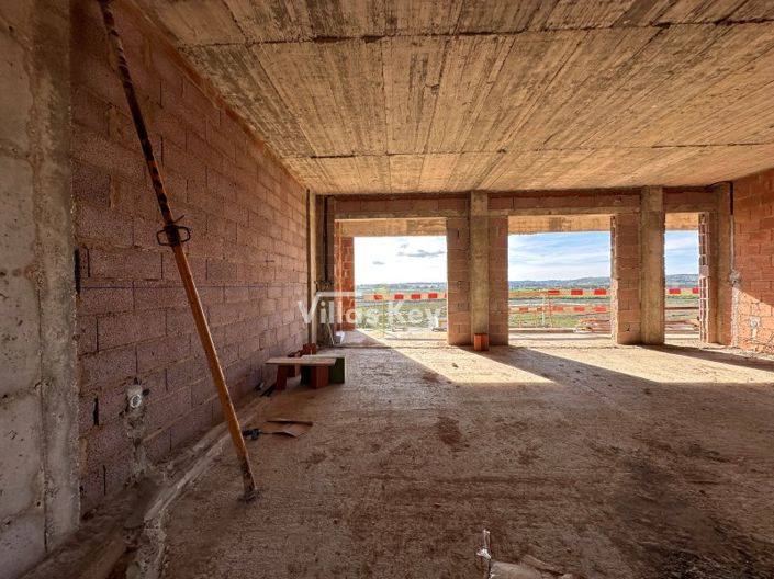 Image No.27-3 Bed Villa for sale