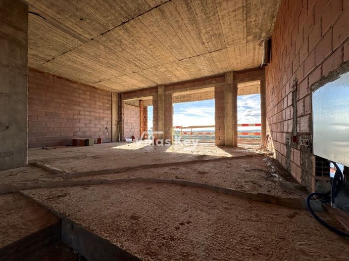 Image No.29-3 Bed Villa for sale