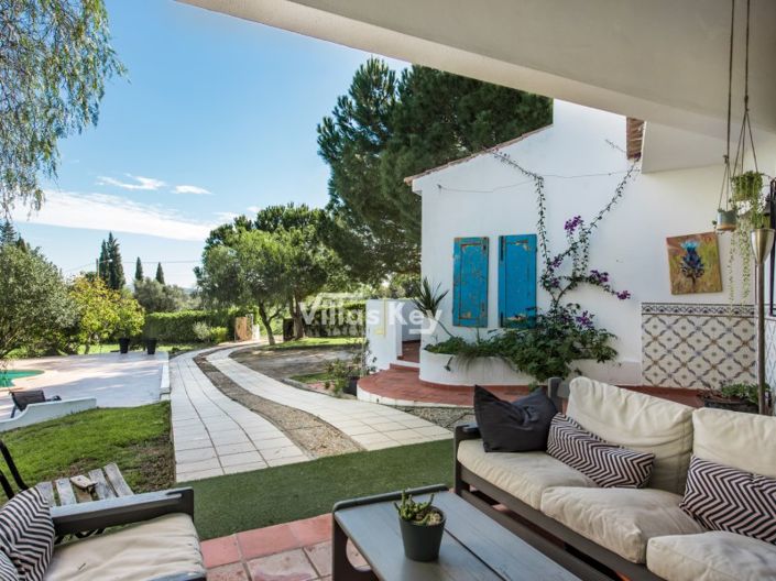 Image No.18-4 Bed House for sale