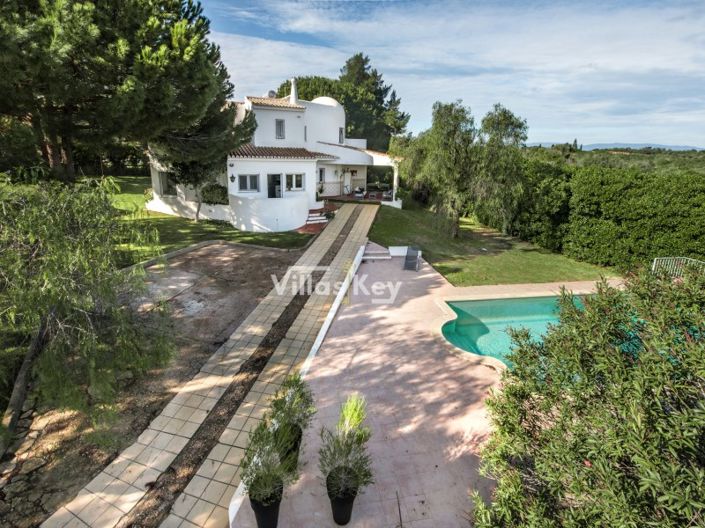 Image No.26-4 Bed House for sale