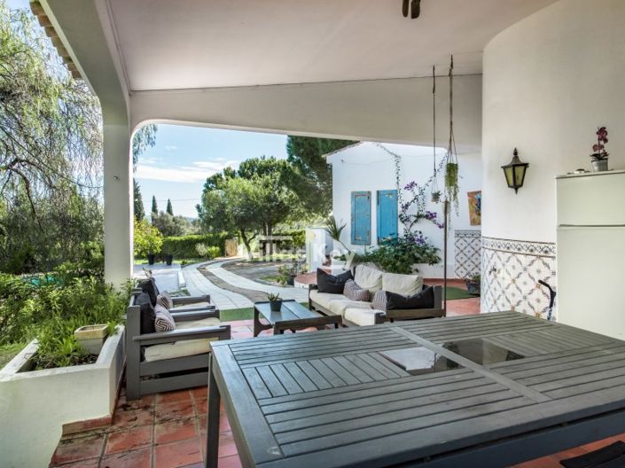 Image No.8-4 Bed House for sale