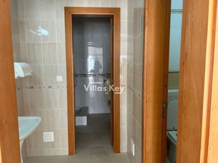 Image No.18-Commercial for sale