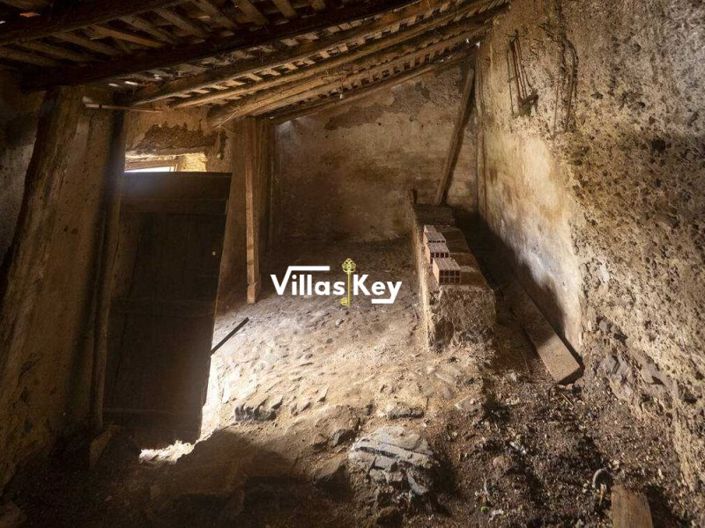 Image No.11-1 Bed House for sale