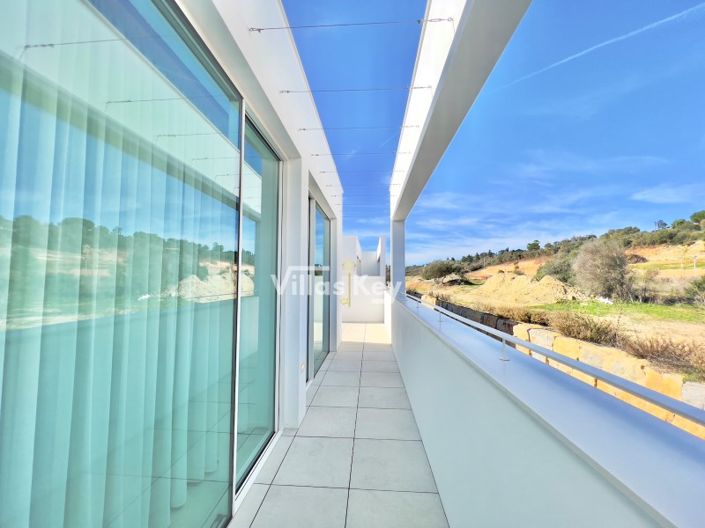 Image No.30-3 Bed House for sale