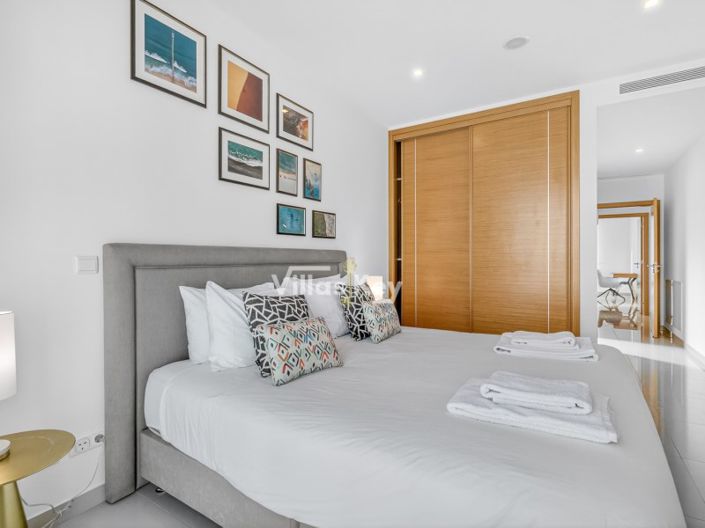 Image No.20-3 Bed Apartment for sale