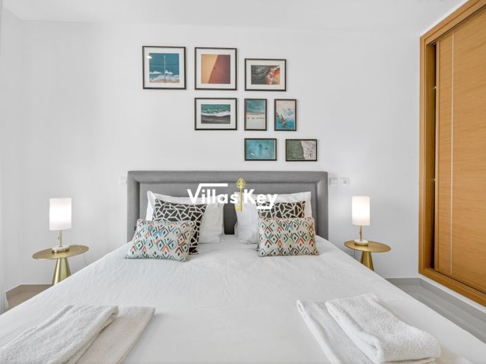 Image No.21-3 Bed Apartment for sale