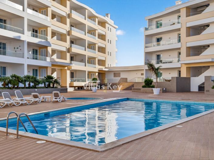 Image No.31-3 Bed Apartment for sale