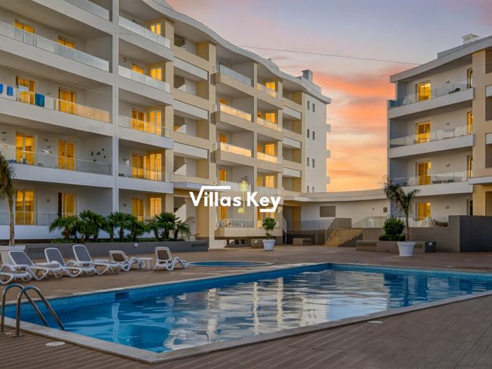 Image No.32-3 Bed Apartment for sale