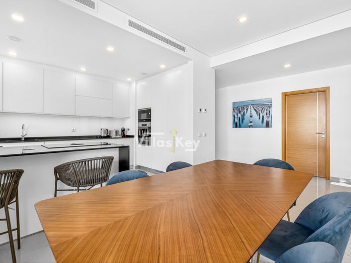 Image No.7-3 Bed Apartment for sale