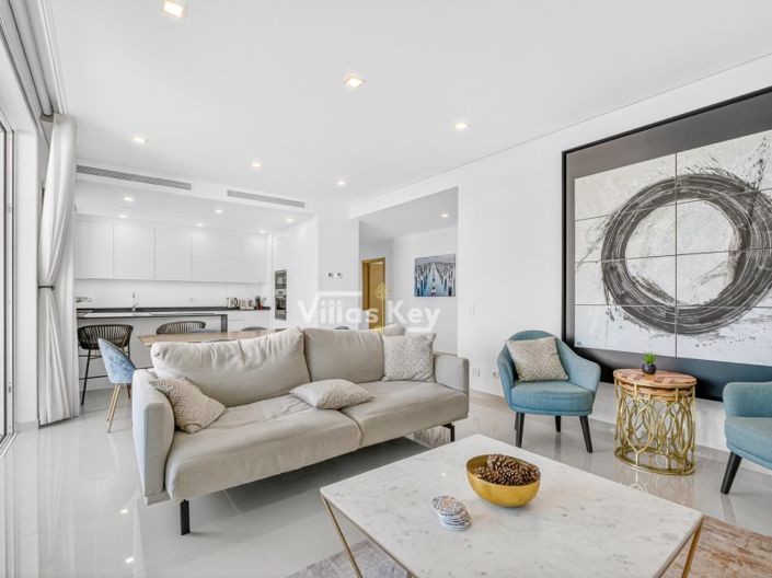 Image No.8-3 Bed Apartment for sale