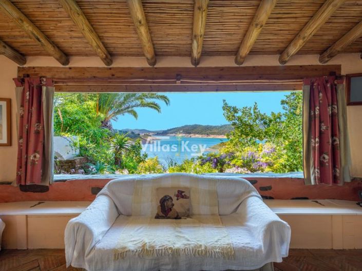 Image No.1-16 Bed Commercial for sale