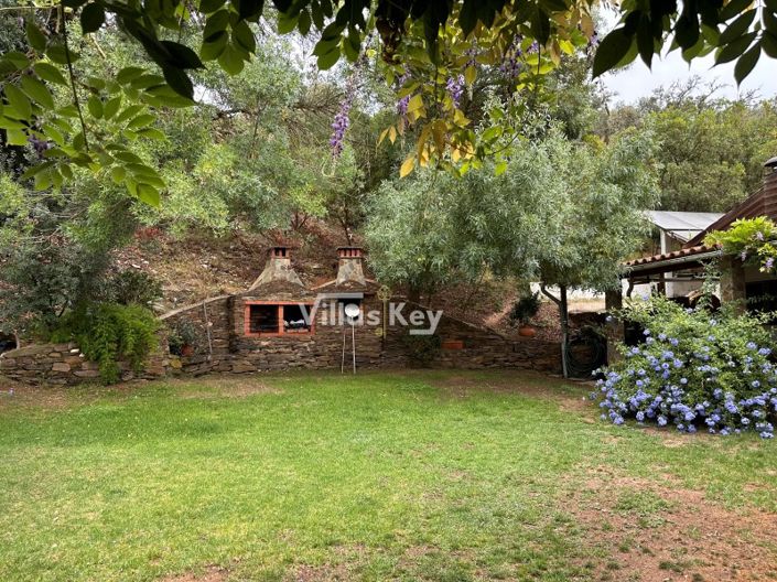 Image No.17-16 Bed Commercial for sale