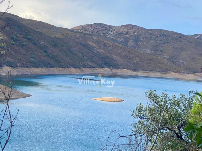 Image No.31-16 Bed Commercial for sale