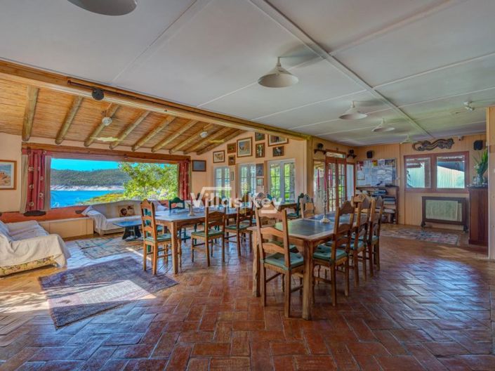 Image No.4-16 Bed Commercial for sale