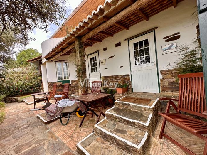 Image No.47-16 Bed Commercial for sale