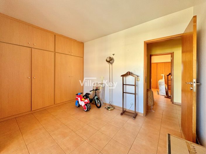 Image No.7-3 Bed Apartment for sale