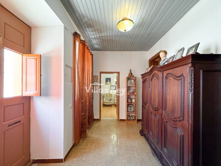 Image No.11-4 Bed House for sale